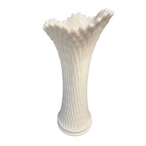 EUC Vintage Large Westmoreland Milk Glass Diamond Swung Stretch Vase 13”